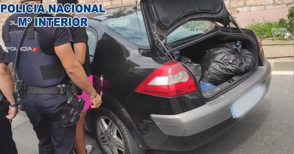 15/09/2020 Nota De Prensa Y Foto: " La Policia Nacional Detiene A Un Hombre Por Un Delito Contra La Salud P&uacute;blica "
SOCIEDAD 
POLIC&Iacute;A DE ALMER&Iacute;A