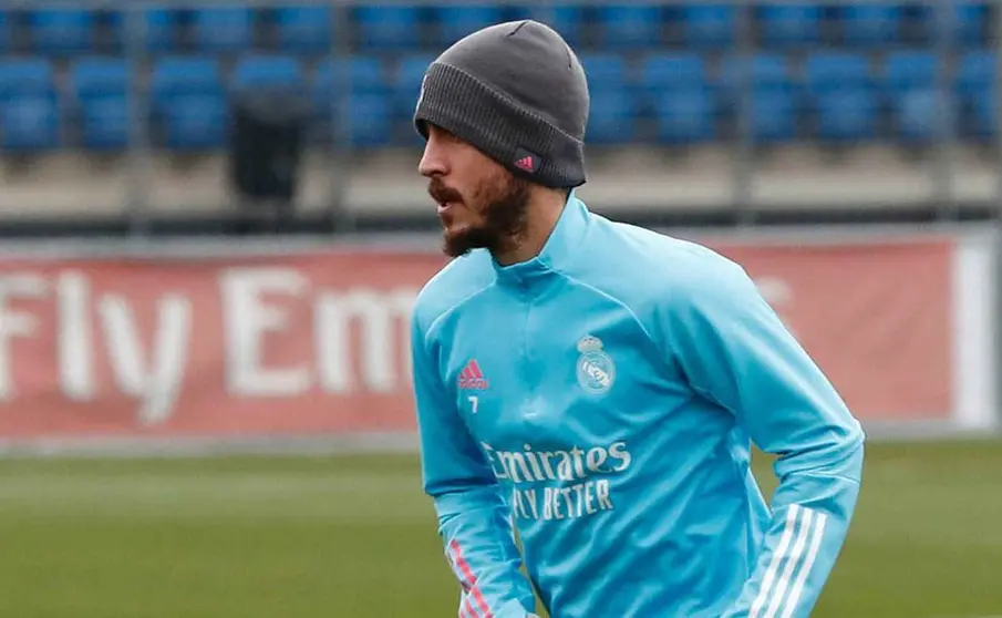 Eden Hazard regresa a los entrenamientos tras su &uacute;ltima lesi&oacute;n