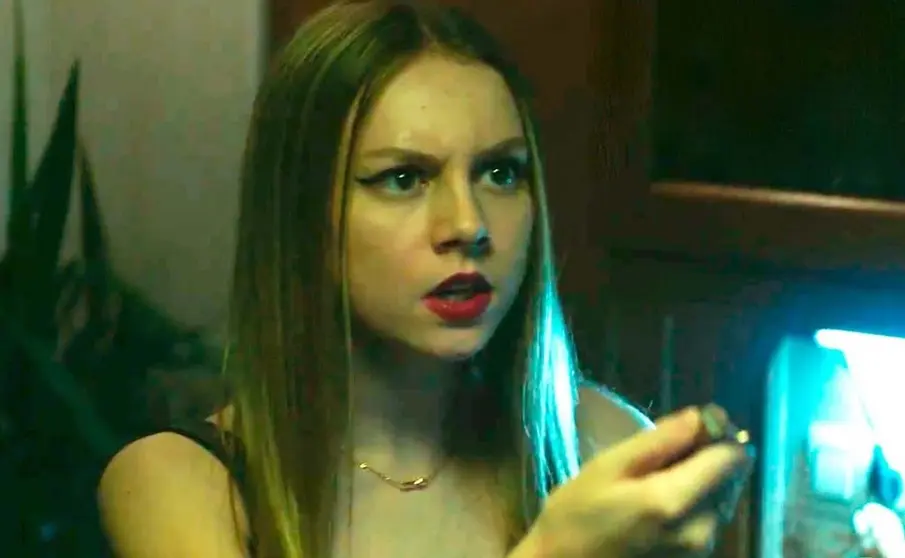 Ester Exp&oacute;sito en 'Cuando los &aacute;ngeles duermen'