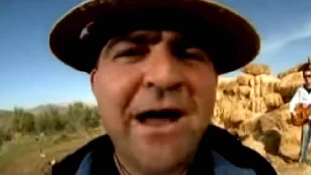 El Koala en el videoclip de Op&aacute;, yo viaz&eacute; un corr&aacute;