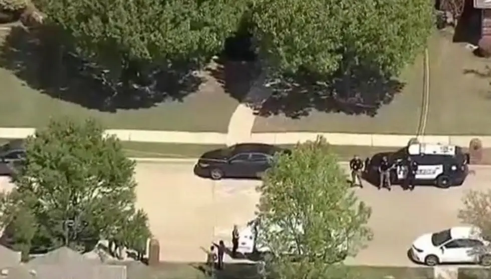 Dos hermanos matan a su familia y luego se suicidan