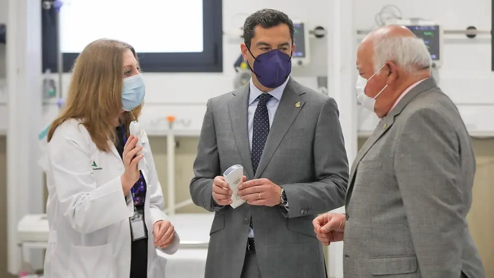 Juanma Moreno advierte que Andaluc&iacute;a podr&iacute;a plantearse adquirir m&aacute;s vacunas