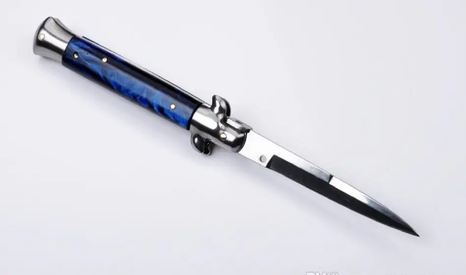 Una navaja autom&aacute;tica