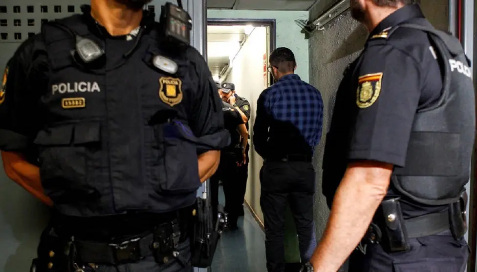 Polic&iacute;a Nacional