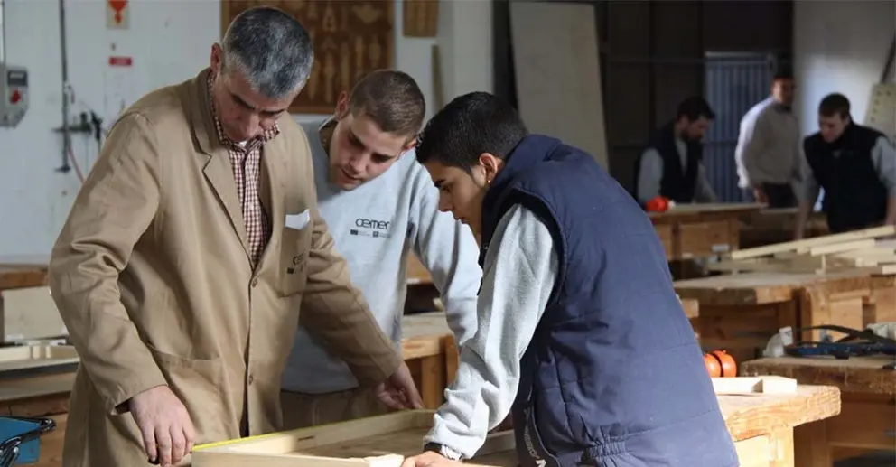 La Junta landa dos nuevos FP duales