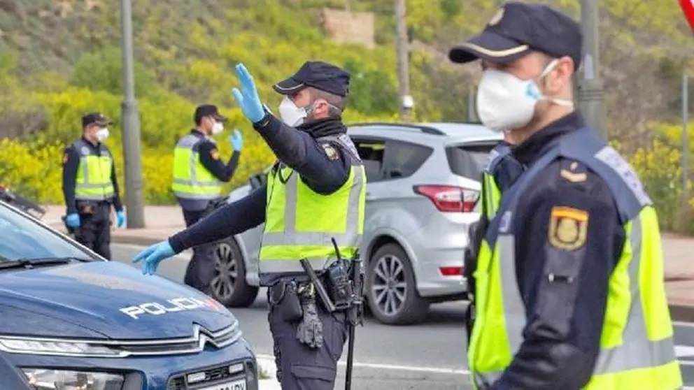 Control policial en carretera