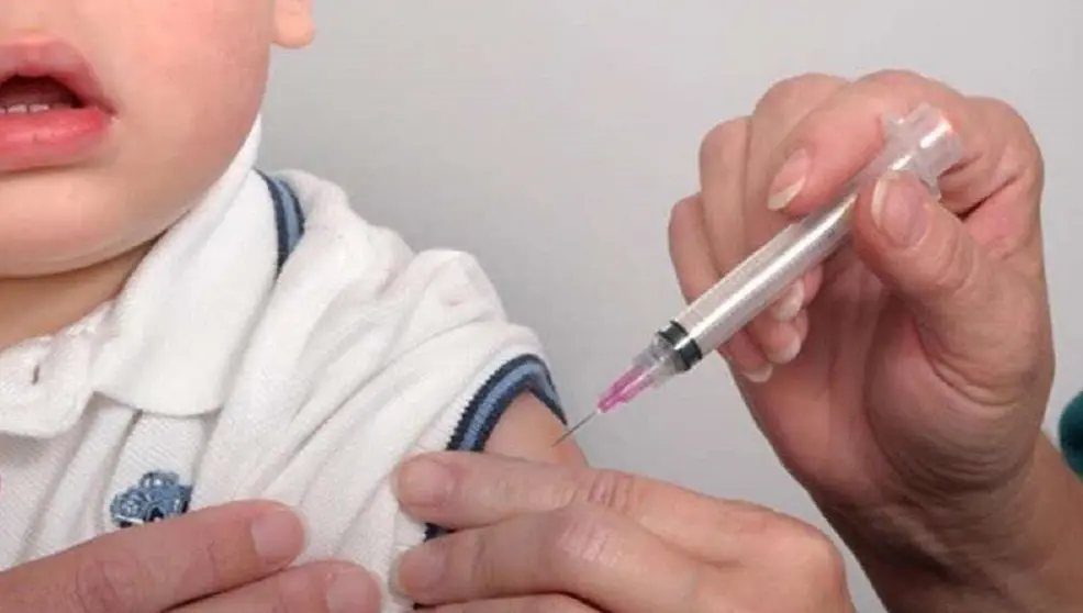 Vacunaci&oacute;n de ni&ntilde;os contra el Coronavirus