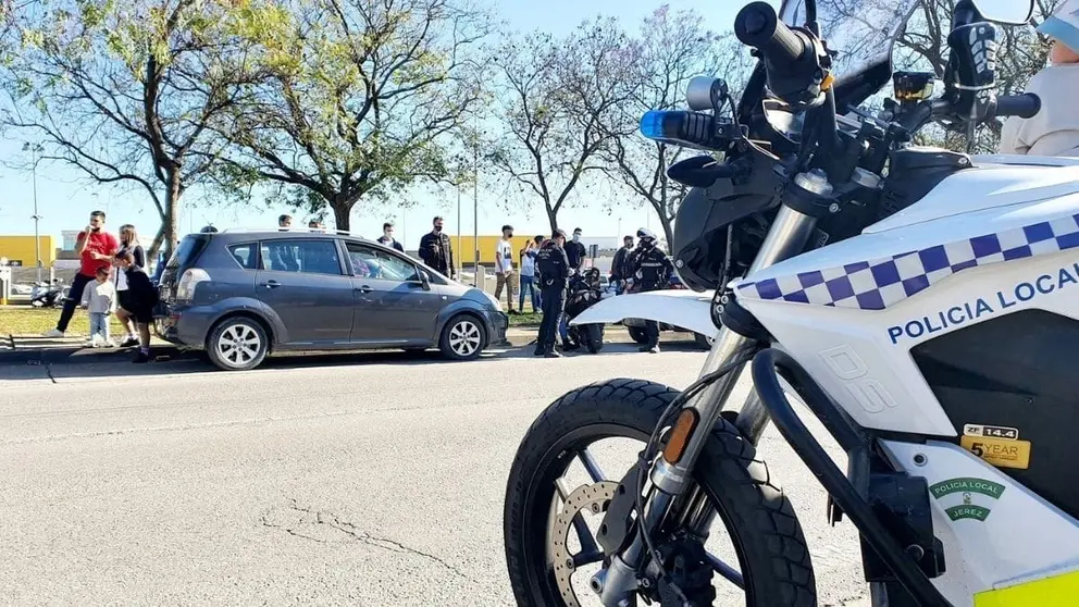 Aglomeraci&oacute;n de personas y multas por la motorada en las calles de Jerez