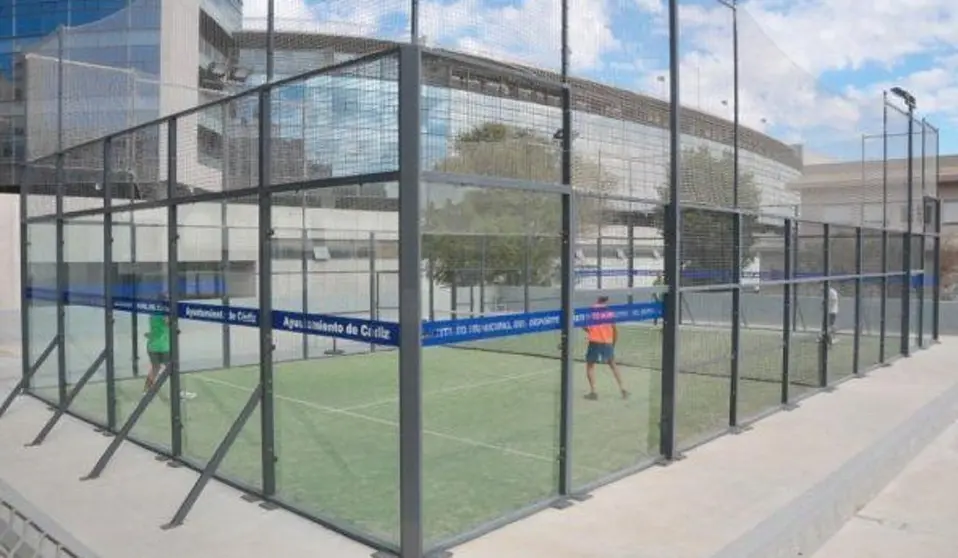 Pistas de p&aacute;del de telegraf&iacute;a