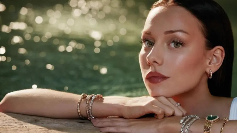 Ester Exp&oacute;sito / IG