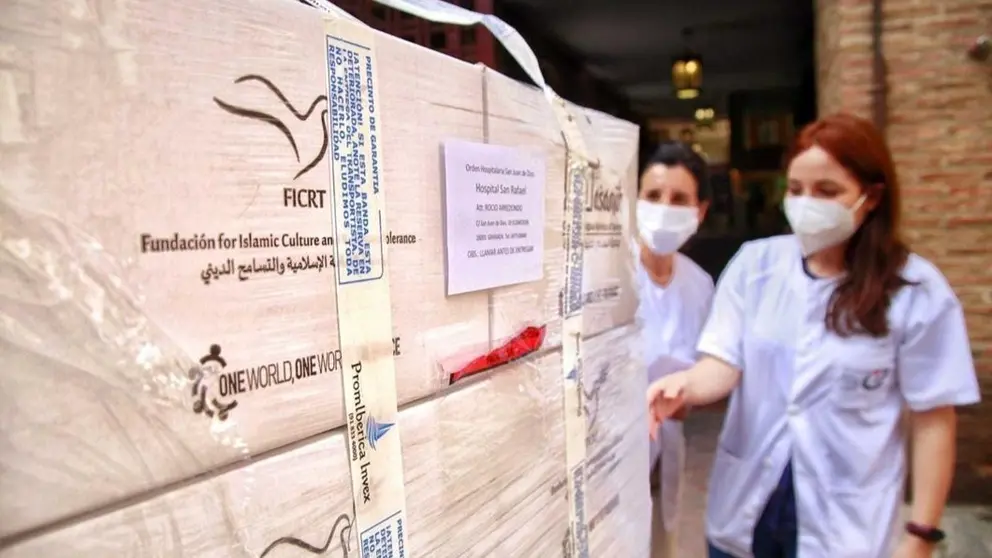 Donan m&aacute;s de media tonelada de alimentos a la Obra Social de San Juan de Dios para ayudar a familias