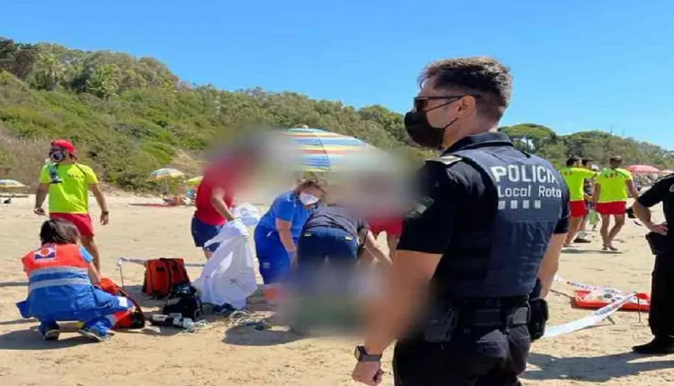 Un hombre ha muerto en una playa de Rota