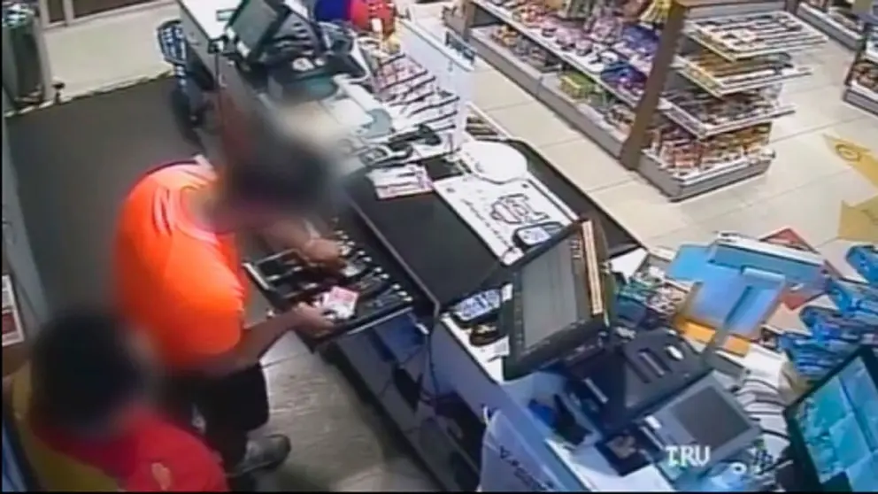 Hombre robando en un comercio en M&aacute;laga
