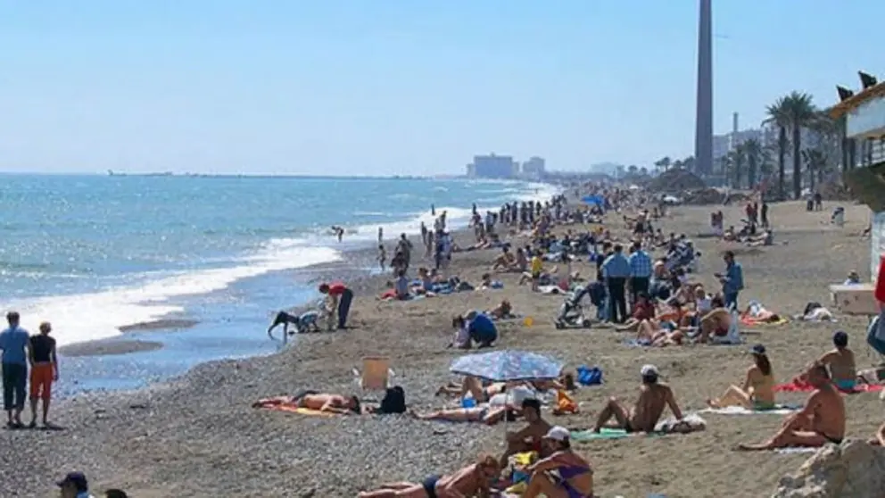 La playa de la Misericordia en M&aacute;laga