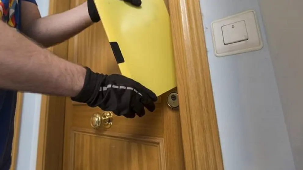 Robos por el m&eacute;todo del resbal&oacute;n en M&aacute;laga