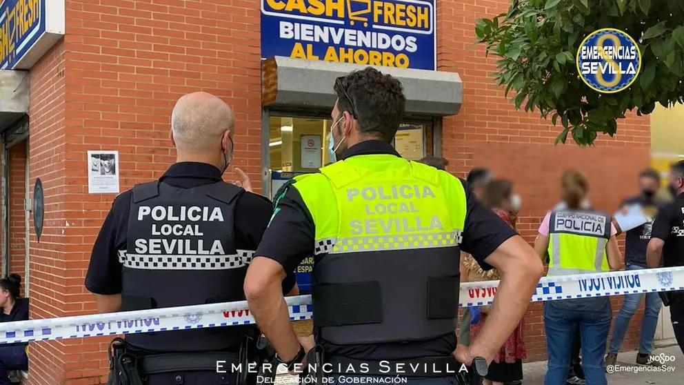 Atracador abatido a tiros en Sevilla tras disparar en el atraco a un supermercado