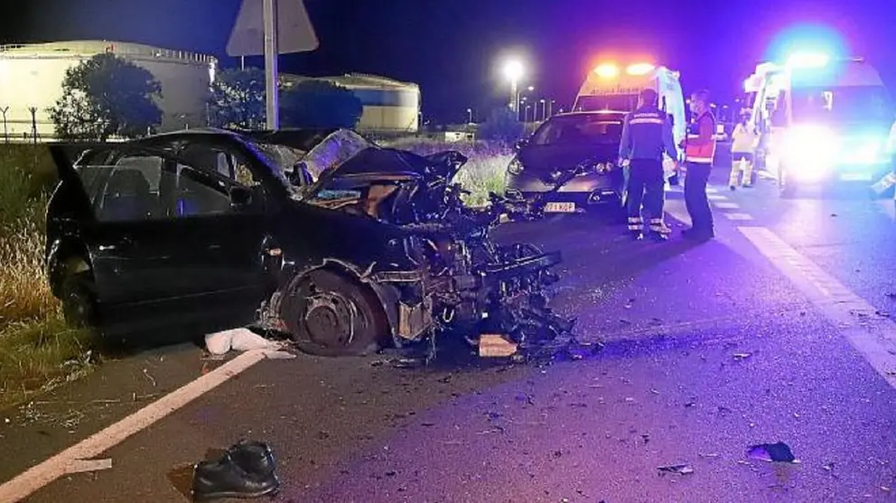 Un hombre ha matado a una joven conductora y luego ha salido huyendo a pie