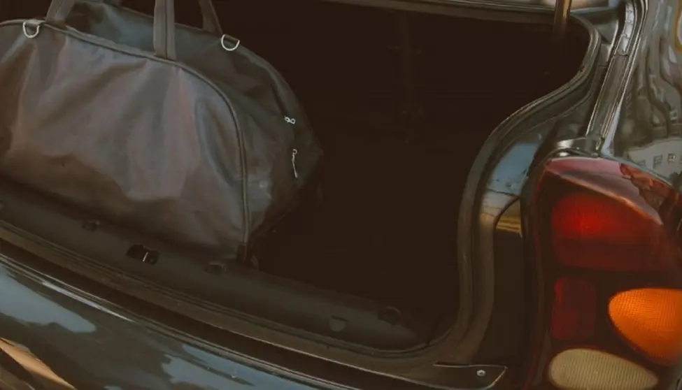 Una mujer ha conducido varios meses con los cad&aacute;veres de sus sobrinos menores de edad