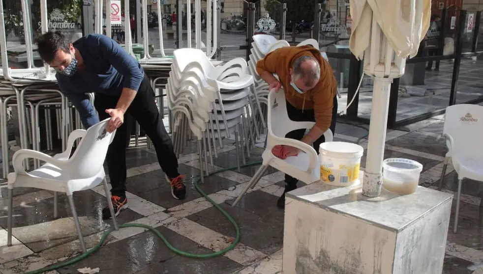 Trabajadores afectados por ERTE han recibido ayudas en Granada