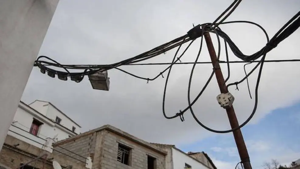 Enganches ilegales de fluido el&eacute;ctrico