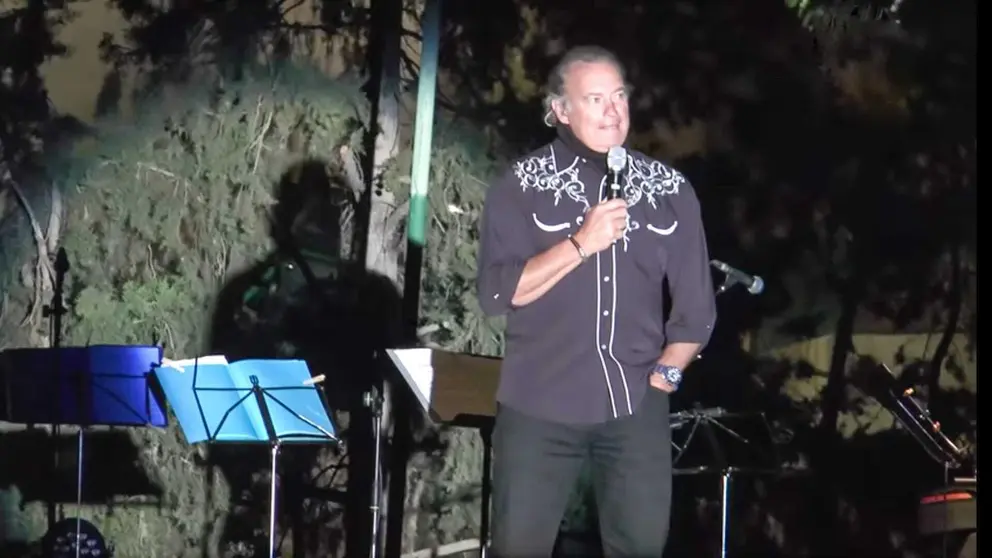 Bert&iacute;n Osborne: "En Jerez comenc&eacute; de cantante cuando trabajaba en una Bodega de Vinos"