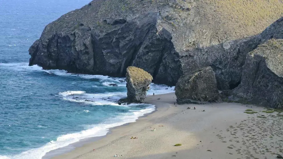 Playa de los Muertos en Almer&iacute;a