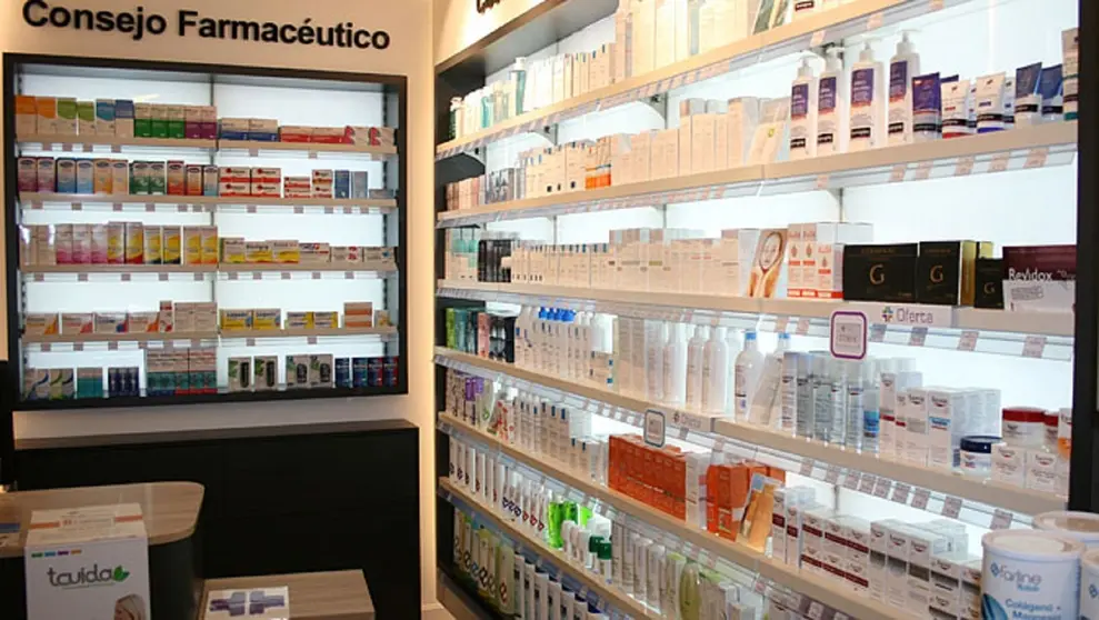 Medicamentos sin autorizaci&oacute;n en una farmacia