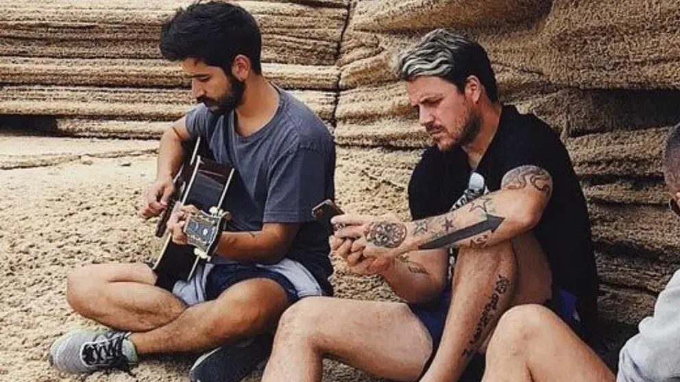 Dani Mart&iacute;n y Camilo enamorados hasta la m&eacute;dula de Zahara de los Atunes