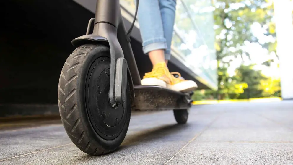 Un patinete el&eacute;ctrico