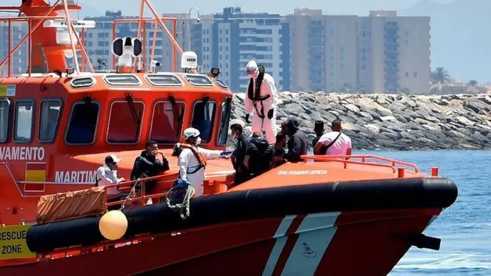 Tres pateras han llegado hasta la costa de Almer&iacute;a