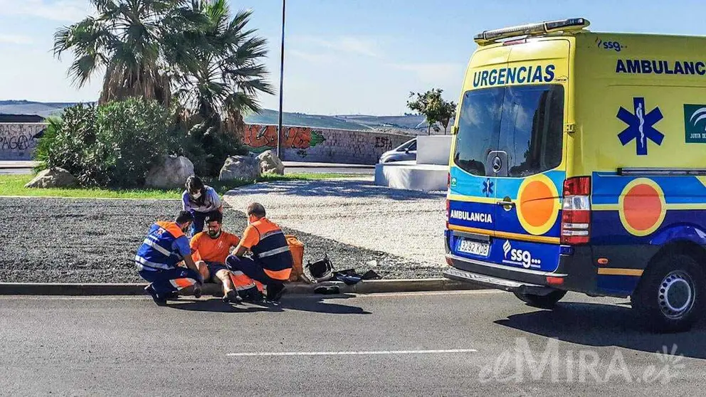 Un repartidor de Just Eat es arrollado en Jerez frente a &Aacute;rea Sur