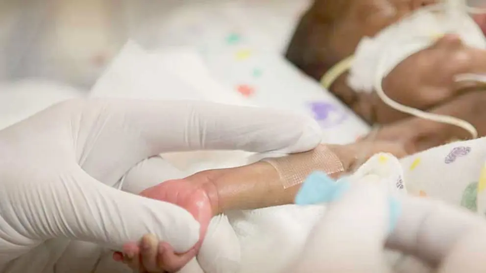 Un beb&eacute; ha muerto por el impacto de un porche mientras se refugiaba de la lluvia