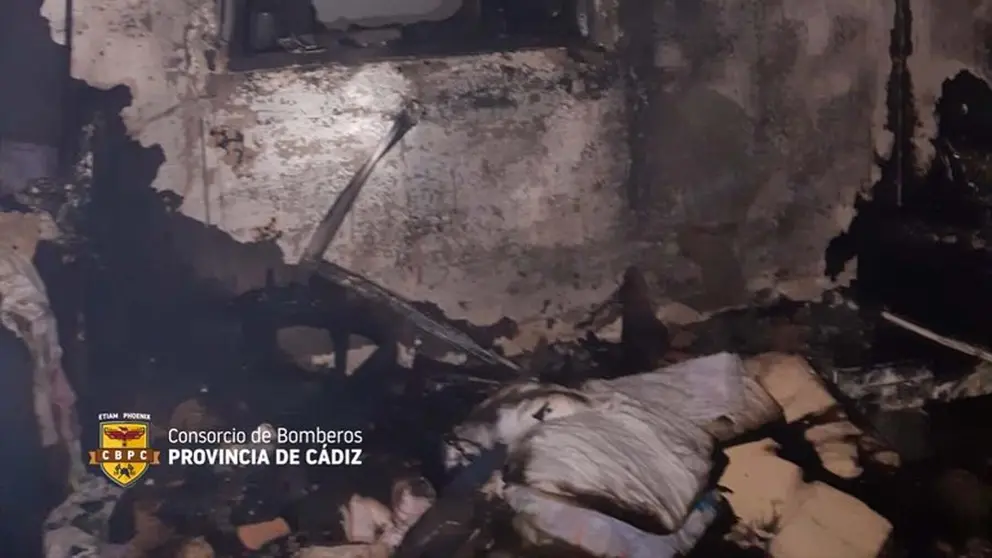 Quema una casa en San Fernando con su t&iacute;a de 83 a&ntilde;os dentro