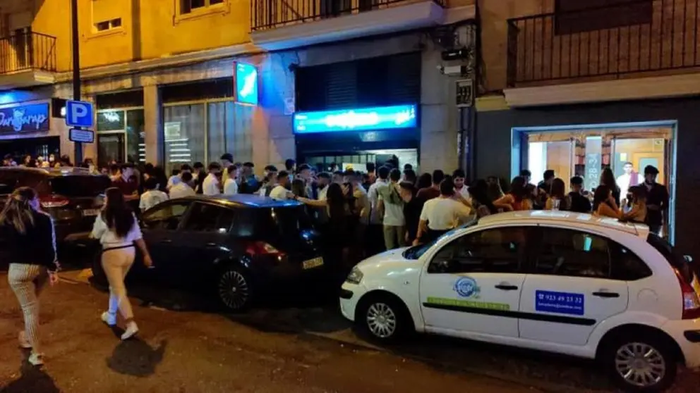 Bares desalojados por exceso de aforo en C&oacute;rdoba