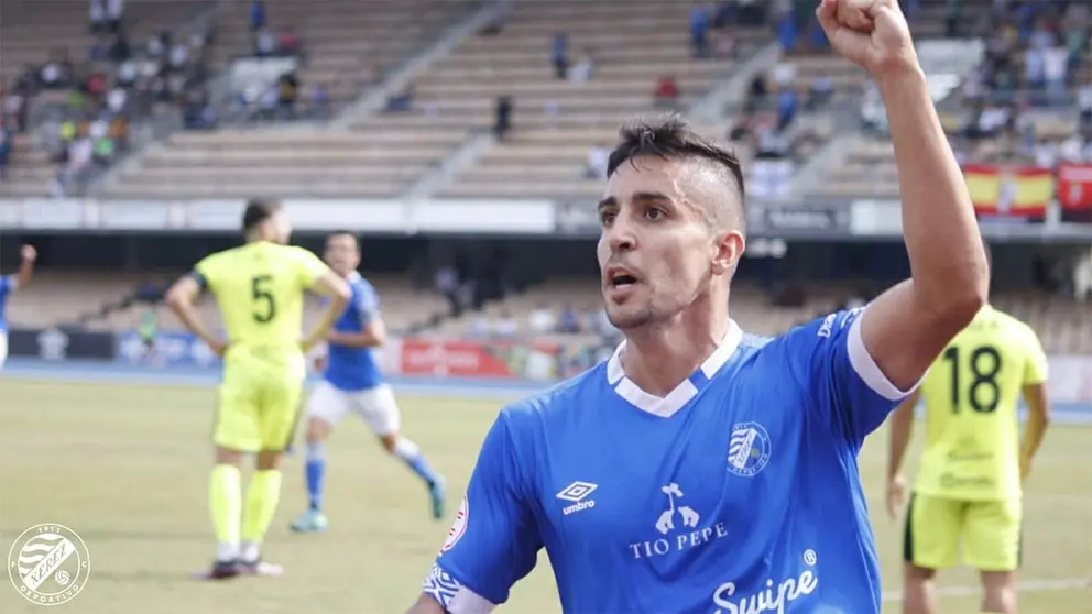Gol de Dar&iacute;o Guti&eacute;rrez con el Xerez DFC