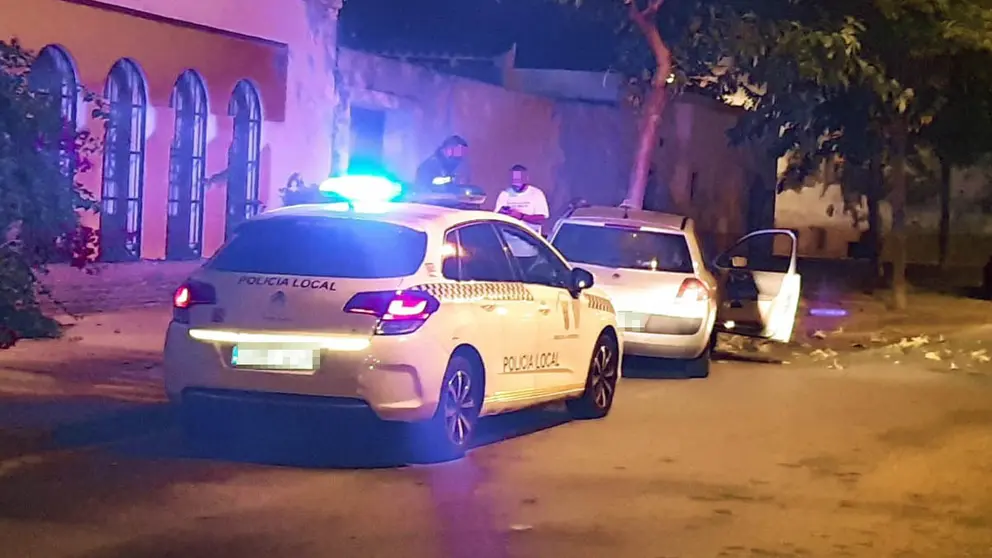 Estrellado contra un &aacute;rbol en Jerez