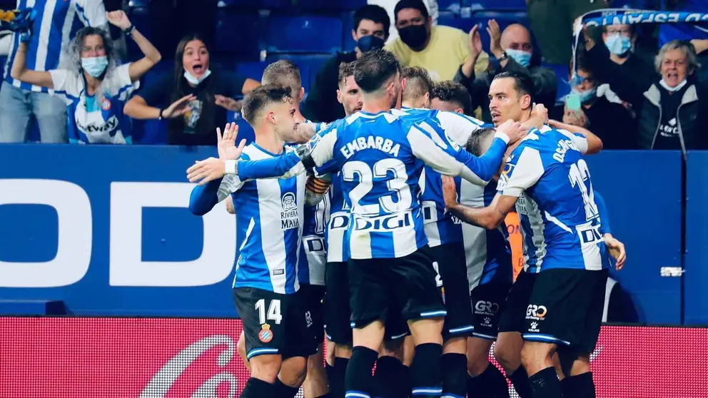 El RCD Espanyol celebra el gol de Ra&uacute;l de Tom&aacute;s ante el C&aacute;diz CF