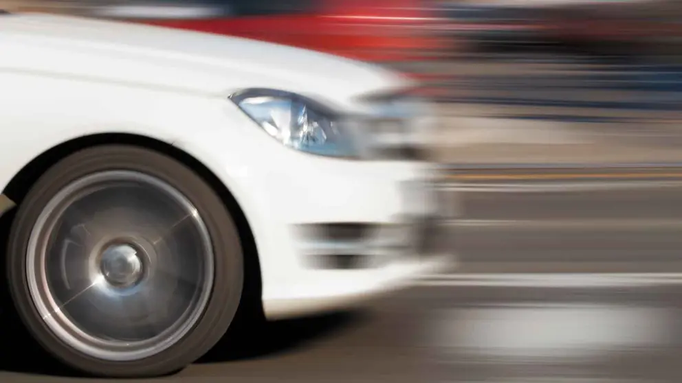 Huye de la Guardia Civil drogado en sentido contrario de Jerez a Sanl&uacute;car