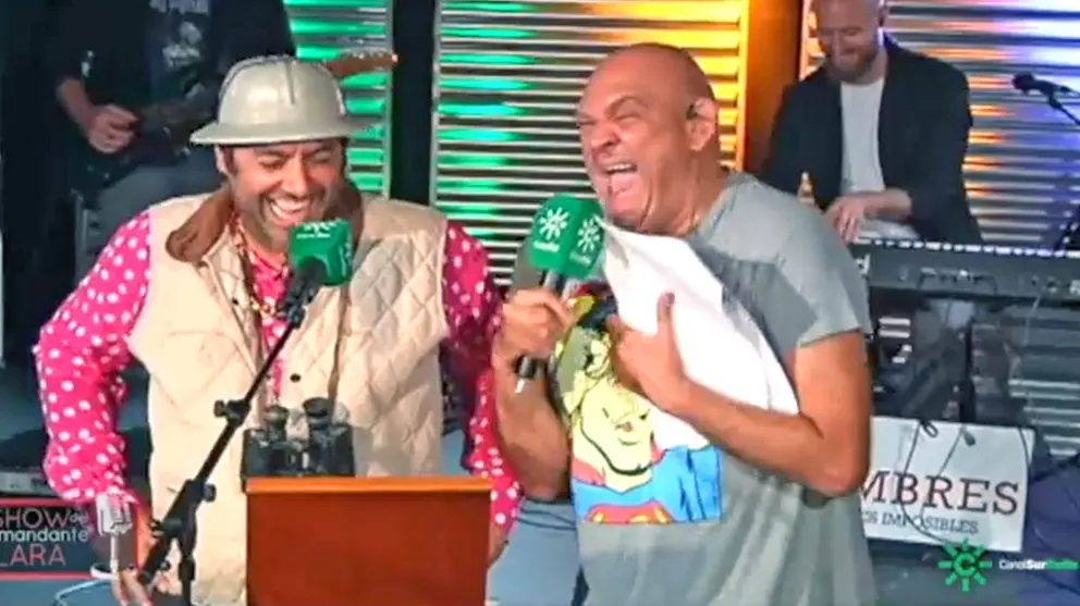 El Comandante Lara se parte de la risa con Vicente Ruido en su propio show