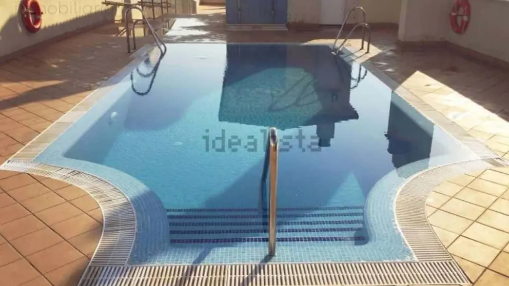 As&iacute; es el piso de alquiler en Jerez por 500 euros con piscina en la azotea