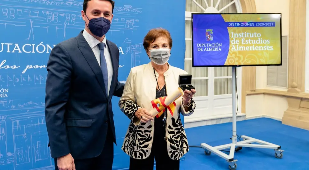 Mar&iacute;a Rosa Granados