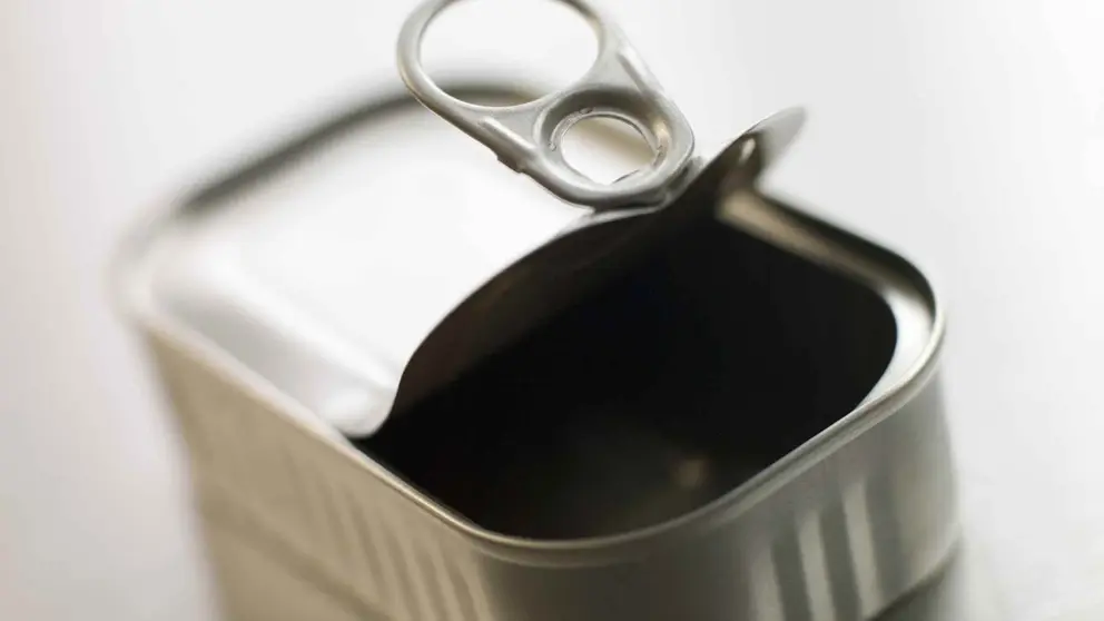 El motivo por la que las latas de conserva tienen anillos en el envase