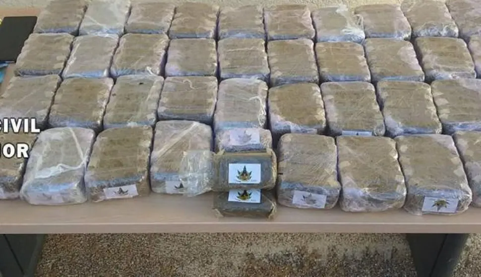 Kilos de hach&iacute;s aprehendidos en Granada