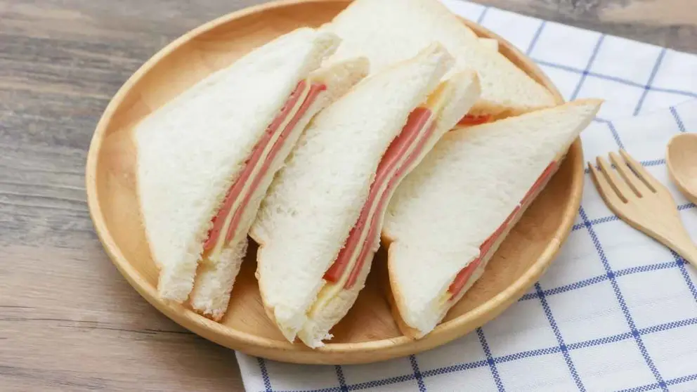 El peligro del bocadillo de jam&oacute;n con queso 