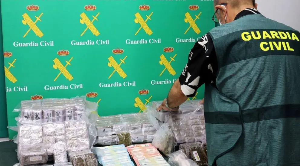 Un punto de venta de droga ha sido desmantelado en Cantillana