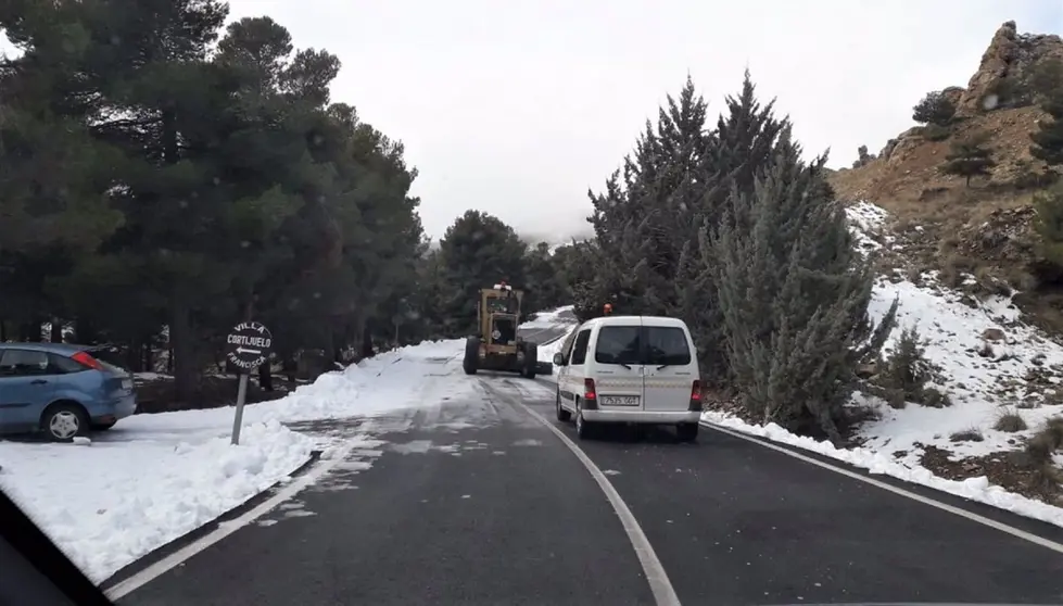 Estas son las carreteras cortadas por hielo y nieve en Almer&iacute;a y C&aacute;diz