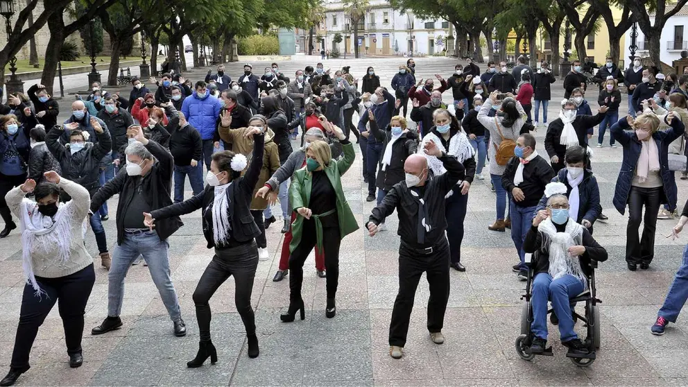 Flashmob en la Alameda Vieja de Jerez por el D&iacute;a de las Personas con Discapacidad