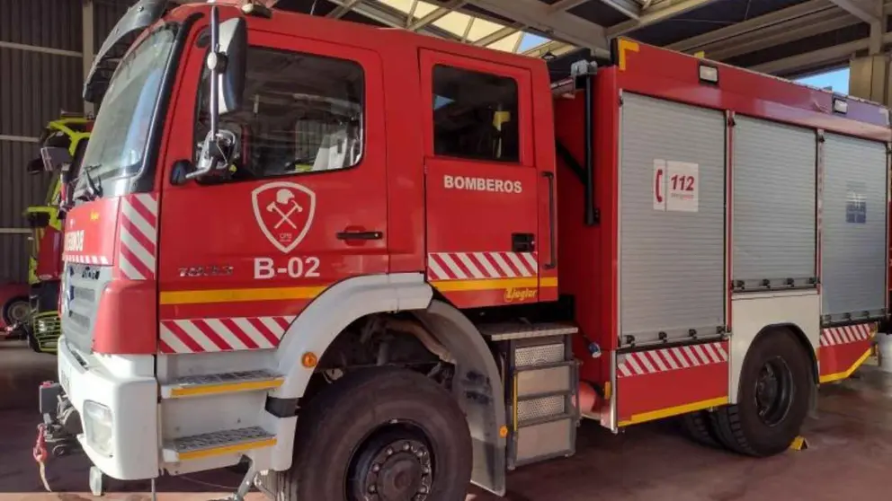 La Diputaci&oacute;n de M&aacute;laga manda un cami&oacute;n equipado de bomberos a La Palma
