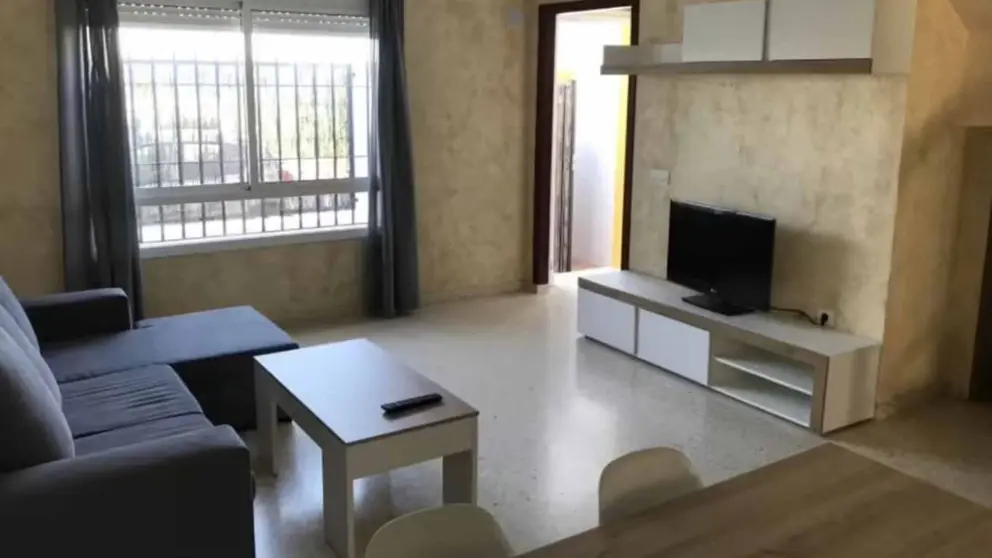 Vivir en la unifamiliar m&aacute;s barata en alquiler de Jerez: 450 Euros al mes