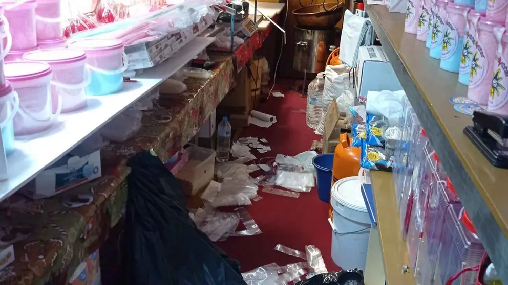 Puertas destrozadas y robos en puestos del Mercado Navide&ntilde;o de Jerez